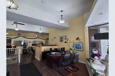 7547 N Rogers Avenue, Chicago, IL 60626 - Photo 4