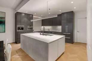 1917 S Calumet Ave, Chicago, IL 60616 - Photo 10