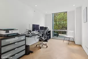 1917 S Calumet Ave, Chicago, IL 60616 - Photo 22