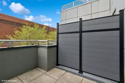 1917 S Calumet Avenue, Chicago, IL 60616 - Photo 16