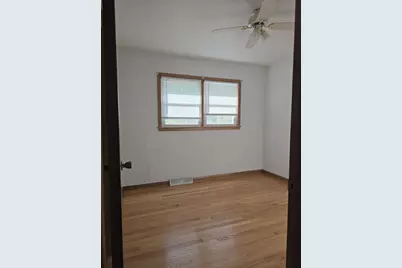 7749 Odell Avenue, Bridgeview, IL 60455 - Photo 12