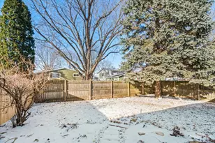 407 S Jackson St, Batavia, IL 60510 - Photo 16