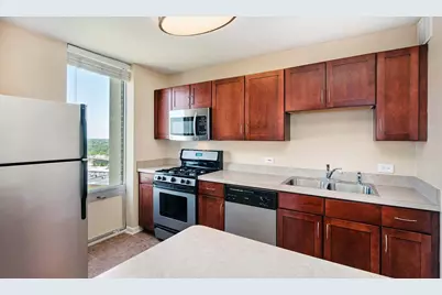 [Address not provided], Lombard, IL 60148 - Photo 2