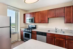 [Address not provided], Lombard, IL 60148 - Photo 2