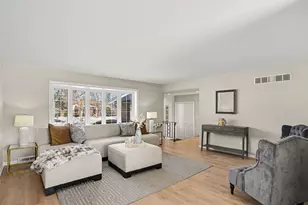 3006 Polly Ln, Flossmoor, IL 60422 - Photo 2