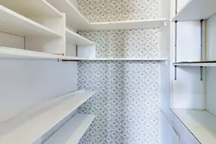 6212 W Norwood St, Chicago, IL 60646 - Photo 8