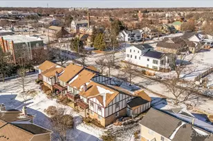 25 Illinois Ave, Schaumburg, IL 60193 - Photo 38