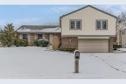 794 Stillwater Court, Lake Zurich, IL 60047 - Photo 2