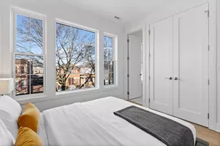 2433 W Cuyler Ave, Chicago, IL 60618 - Photo 40