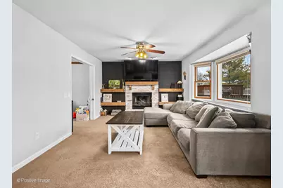 1930 Sapphire Lane, Aurora, IL 60506 - Photo 4