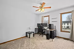 1930 Sapphire Ln, Aurora, IL 60506 - Photo 20