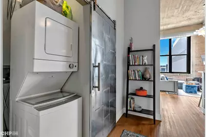 320 E 21st Street #617, Chicago, IL 60616 - Photo 8