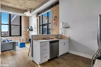 320 E 21st Street #617, Chicago, IL 60616 - Photo 6