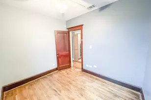 2825 N Francisco Ave, Chicago, IL 60618 - Photo 6