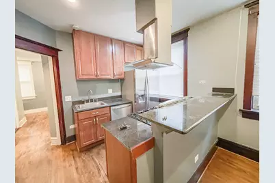 2825 N Francisco Avenue #1R, Chicago, IL 60618 - Photo 2