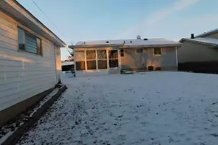 2485 Eggleston Ct, Rockford, IL 61108 - Photo 2