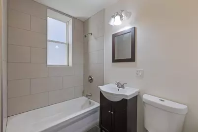 4211 W Gladys Avenue, Chicago, IL 60624 - Photo 26