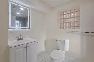 4211 W Gladys Ave, Chicago, IL 60624 - Photo 40