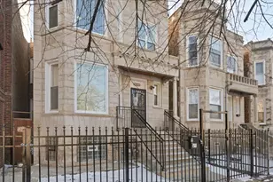 4211 W Gladys Ave, Chicago, IL 60624 - Photo 2
