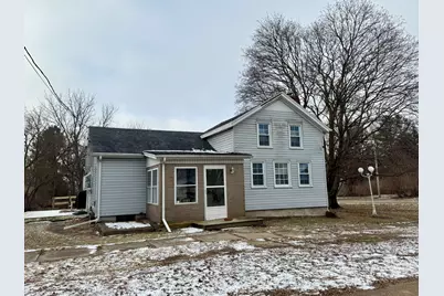 108 W Washington Street, Dover, IL 61323 - Photo 2