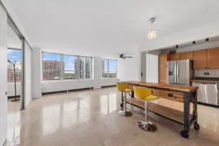 655 W Irving Park Rd, Chicago, IL 60613 - Photo 2