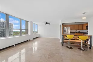 655 W Irving Park Rd, Chicago, IL 60613 - Photo 4