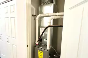 7753 Van Buren St, Forest Park, IL 60130 - Photo 20