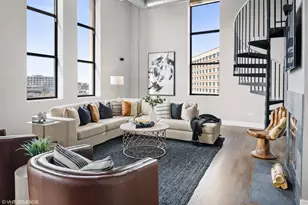 758 N Larrabee St, Chicago, IL 60654 - Photo 4