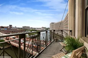 758 N Larrabee St, Chicago, IL 60654 - Photo 20