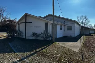 1502 S Pine St, Centralia, IL 62801 - Photo 20