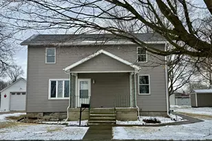 205 6th Ave, Mendota, IL 61342 - Photo 1