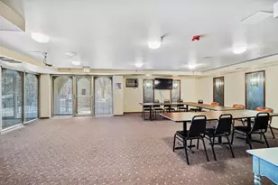 6400 N Cicero Ave, Lincolnwood, IL 60712 - Photo 4