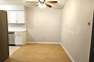 9870 Cordoba Ct, Orland Park, IL 60462 - Photo 4