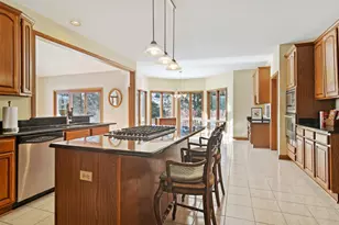 22 Wedgewood Dr, Hawthorn Woods, IL 60047 - Photo 10