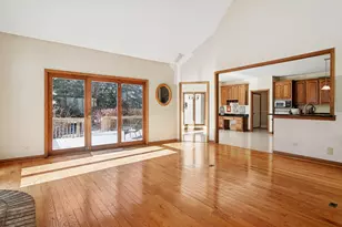 22 Wedgewood Dr, Hawthorn Woods, IL 60047 - Photo 14