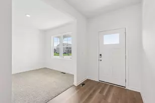 2602 Camelback Dr, Pingree Grove, IL 60140 - Photo 2