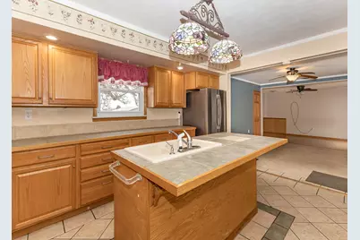 227 E 2nd Street, Mineral, IL 61344 - Photo 10