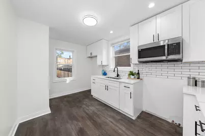 11925 S Lafayette Avenue, Chicago, IL 60628 - Photo 10