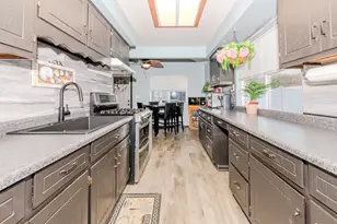 419 S Reed St, Joliet, IL 60436 - Photo 6