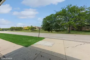 600 Russel Ct, Woodstock, IL 60098 - Photo 10