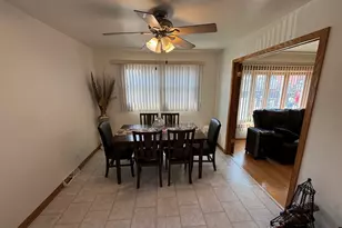 11117 S Ave L, Chicago, IL 60617 - Photo 12