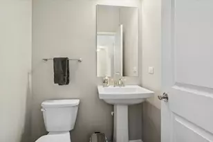 80 Lakeview Pl, Lake Zurich, IL 60047 - Photo 10