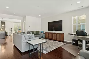 80 Lakeview Pl, Lake Zurich, IL 60047 - Photo 8