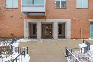 949 W Madison St, Chicago, IL 60607 - Photo 2