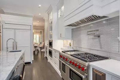 1823 N Bissell Street, Chicago, IL 60614 - Photo 14