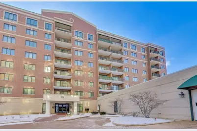 770 Pearson Street #2-207, Des Plaines, IL 60016 - Photo 2
