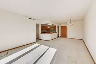 770 Pearson St, Des Plaines, IL 60016 - Photo 8