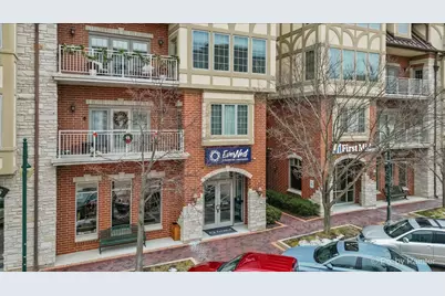 380 S 1st Street, Saint Charles, IL 60174 - Photo 2