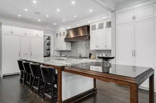 458 W Deming Pl, Chicago, IL 60614 - Photo 10