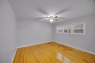 6118 N Hoyne Ave, Chicago, IL 60659 - Photo 10